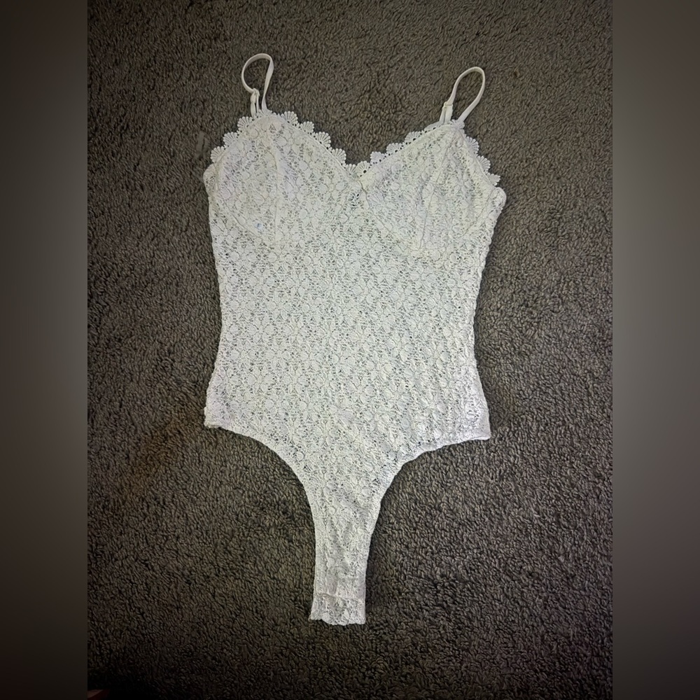 Lace Bodysuit in White